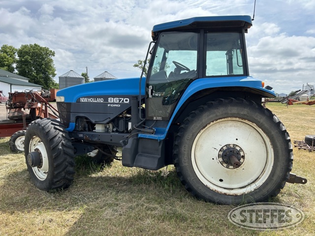 New Holland Ford 8670